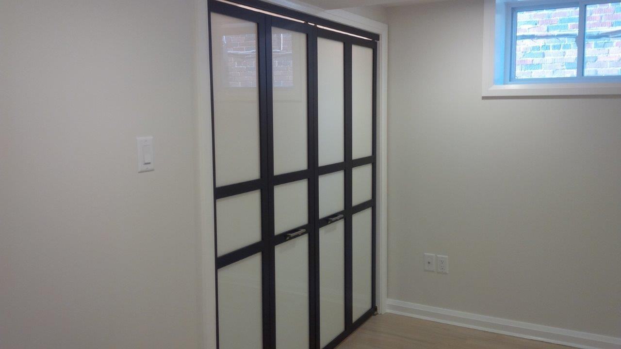 739 Avenue Rd. - Photo 3 of 8