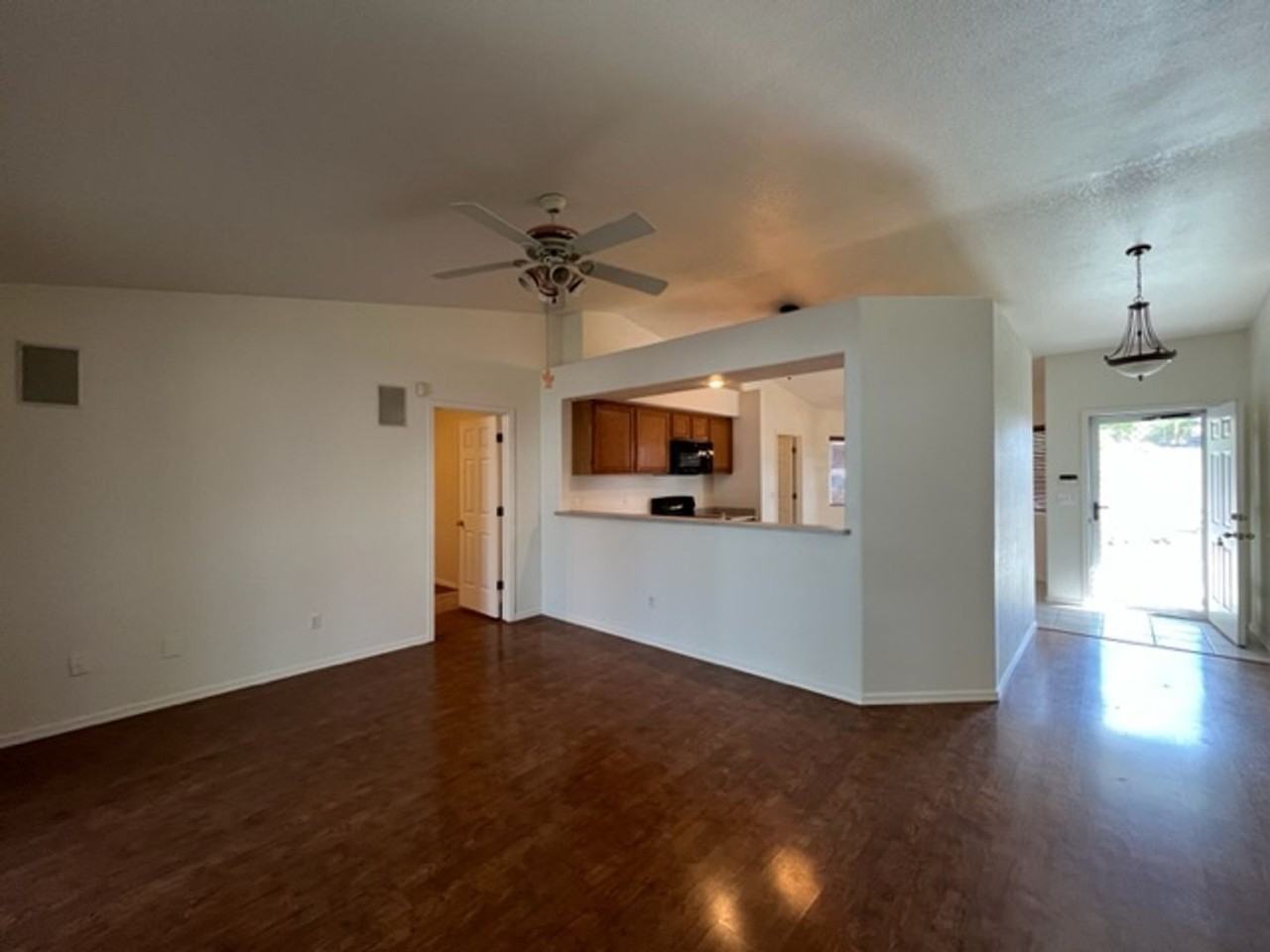 3709 Hollister Dr - Photo 7 of 17