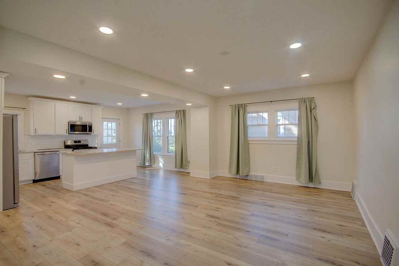 1627 W High St - Photo 6 of 28