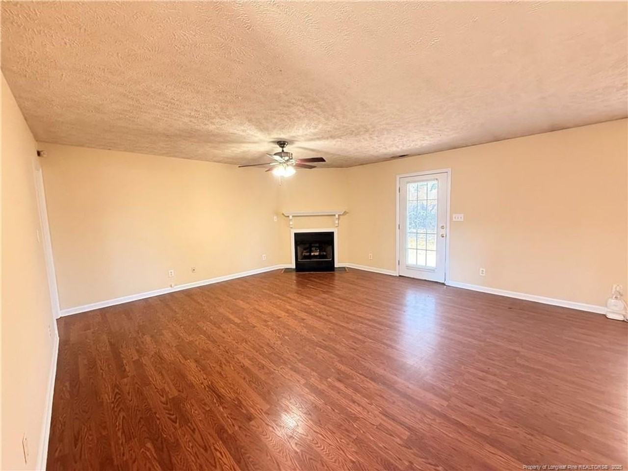 203 Cypress Drive - Photo 3 of 21