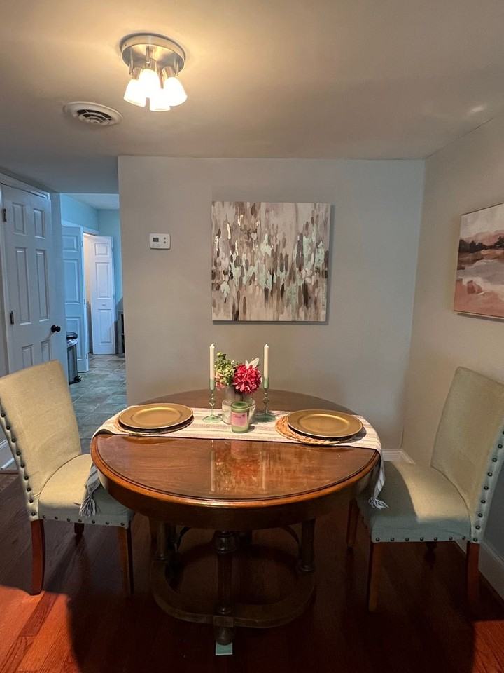 54 Hidden Springs Rd - Photo 3 of 15