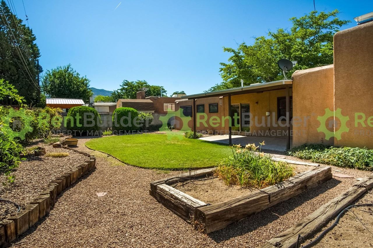 10205 Arvilla Avenue Northeast - Photo 7 of 24