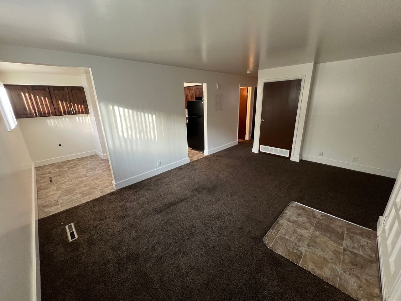 255 South 600 East - Photo 2 of 17