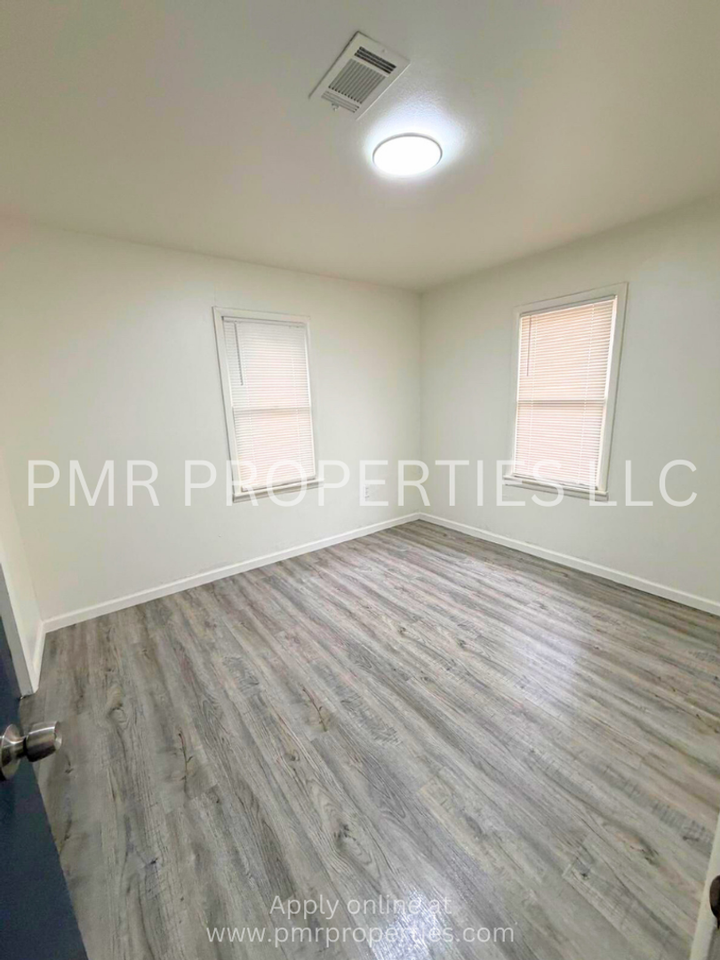 2505 Southwest H Avenue