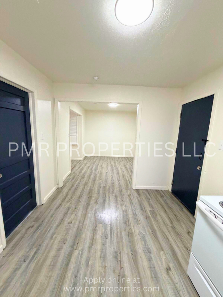 2505 Sw H Ave - Photo 5 of 13