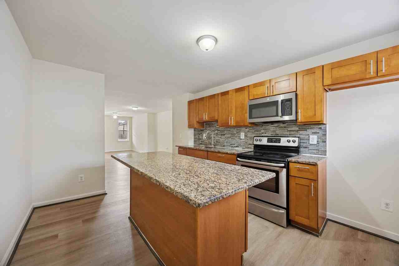 5725 Race St - Photo 6 of 14