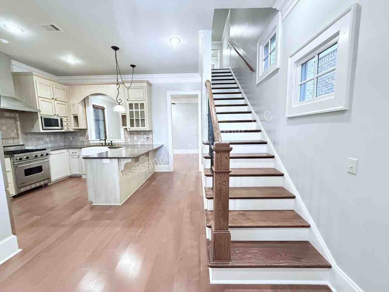 303 Globe Loop - Photo 3 of 37