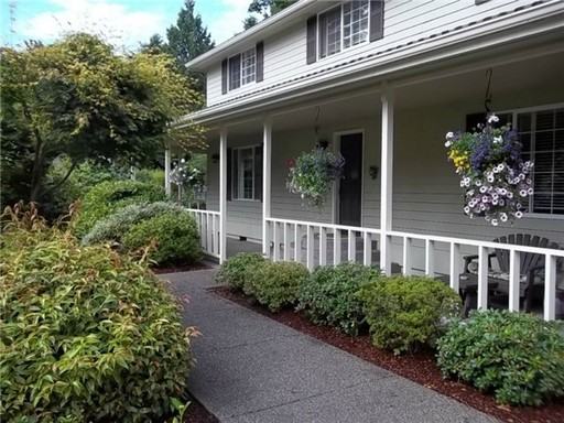 8202 Jamieson Ct SW - Photo 2 of 15