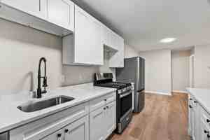 featured image of 283 Oaklawn Avenue #206