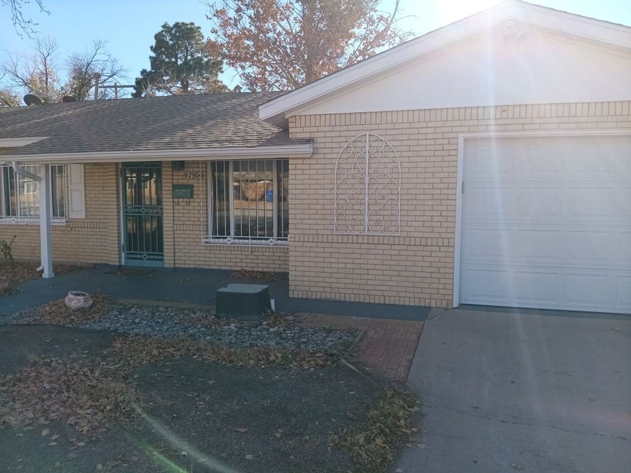 7904 Cutler Avenue Northeast