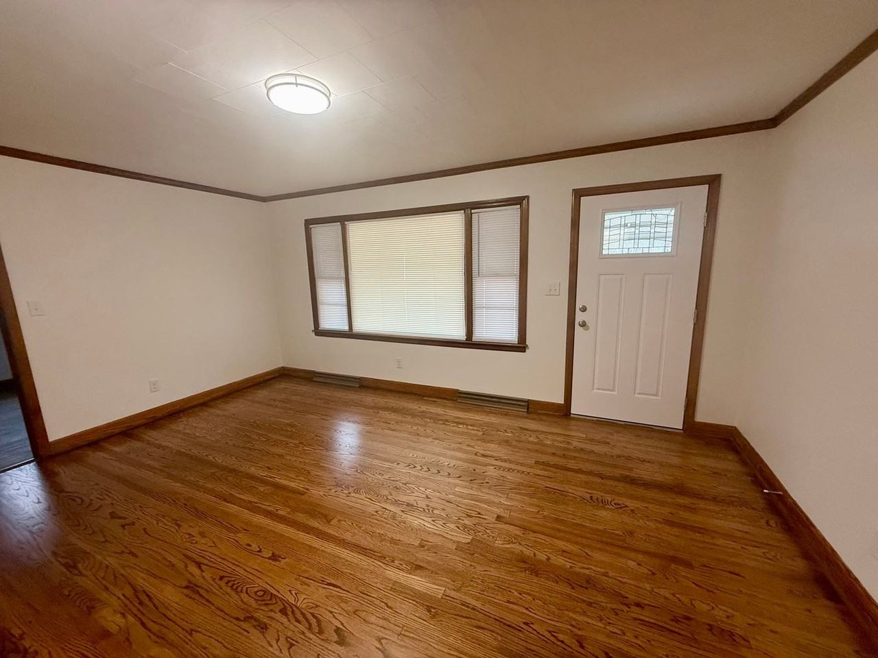 305 N Sellars Mill Rd - Photo 4 of 19