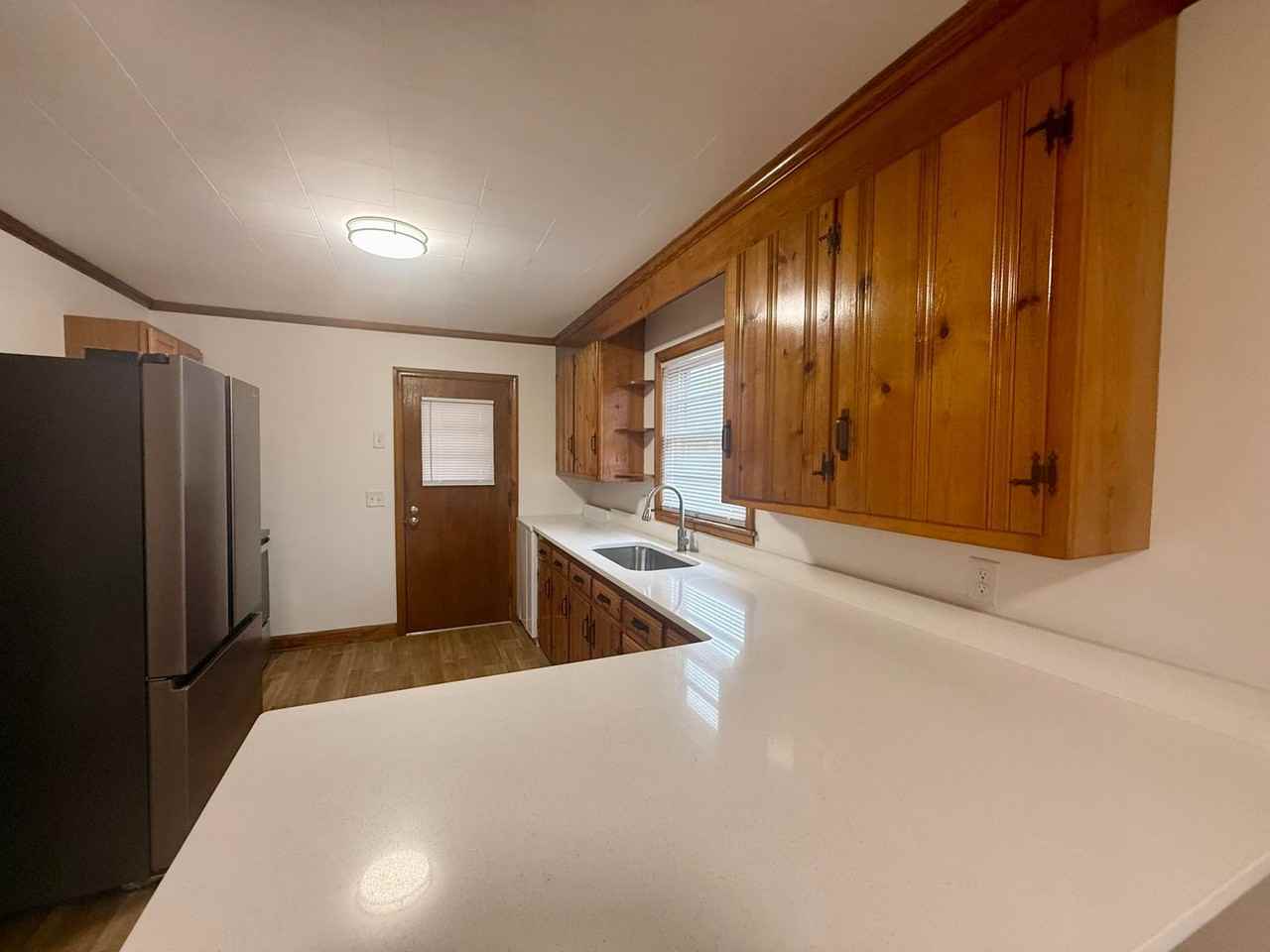 305 N Sellars Mill Rd - Photo 7 of 19