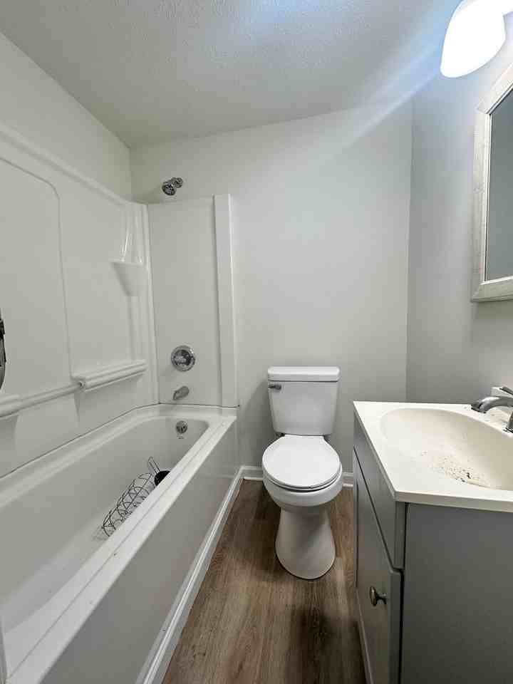 541 View Mt Circle #2 - Photo 5 of 6