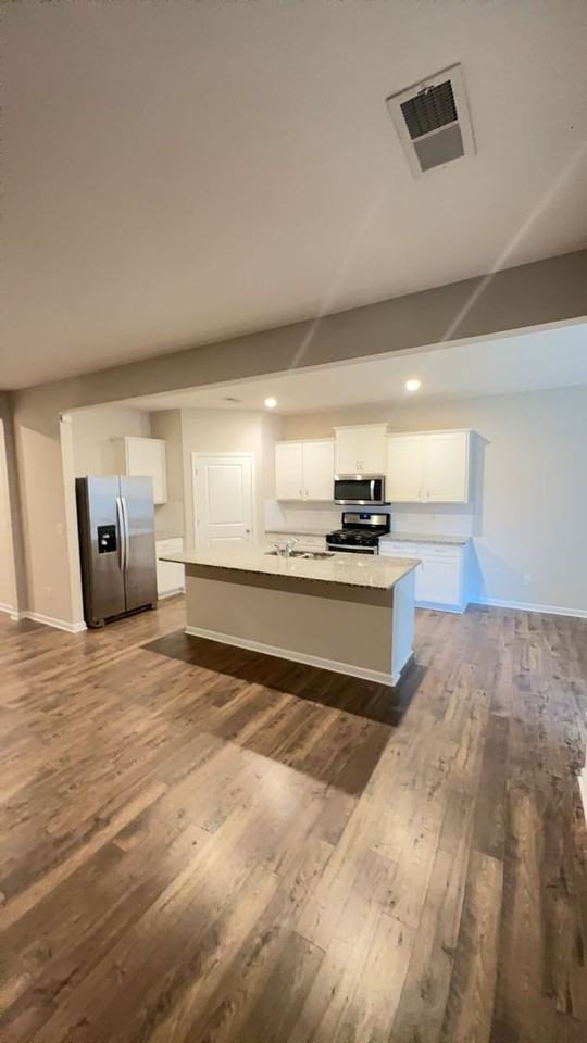 380 Lilly Dr - Photo 2 of 15