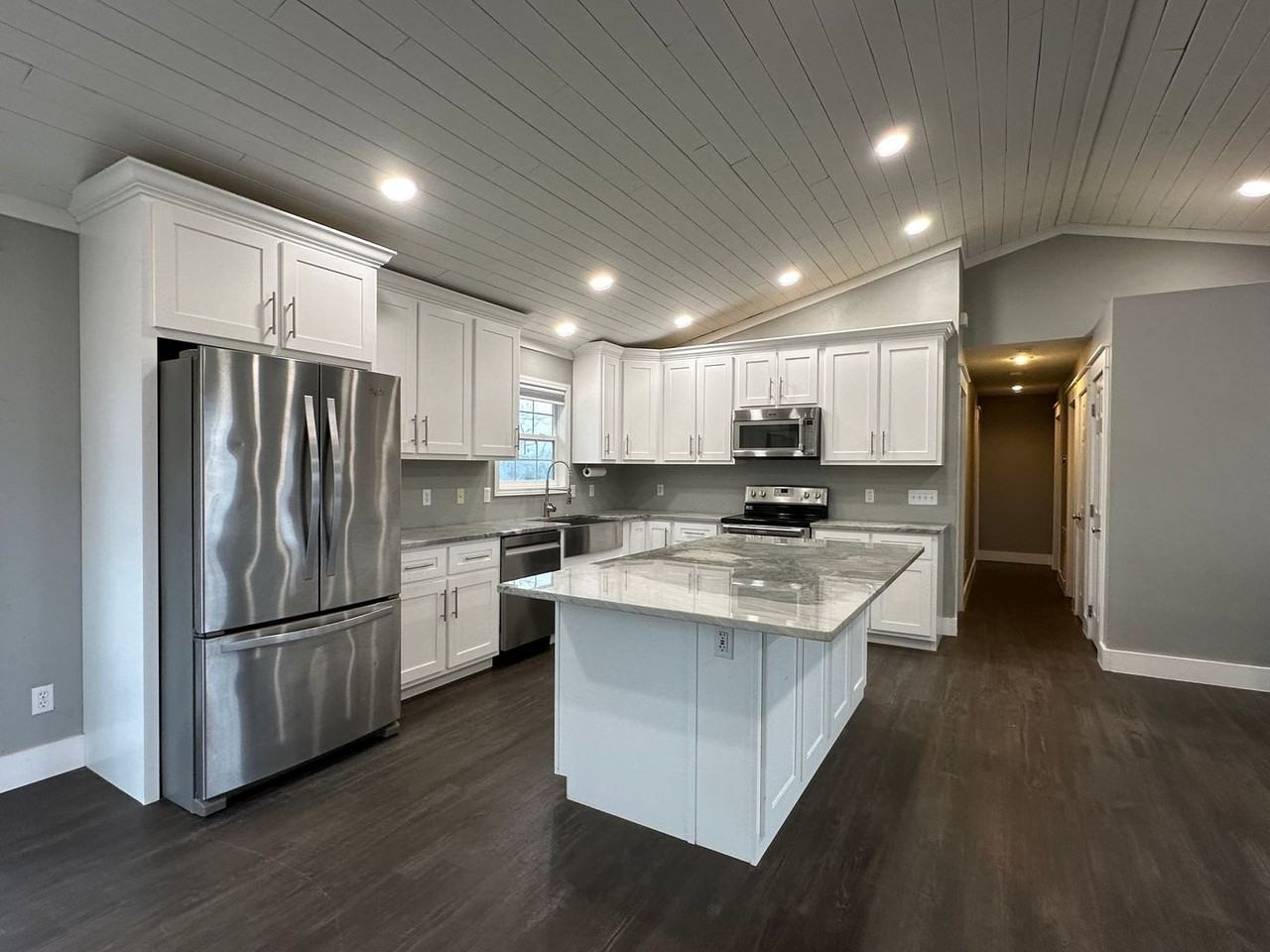 318 Webb Rd - Photo 3 of 47