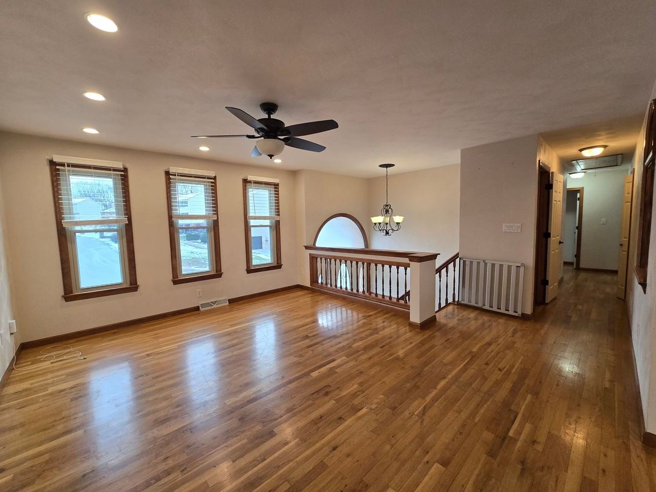 77 Rustic Ridge Drive - Photo 3 of 33