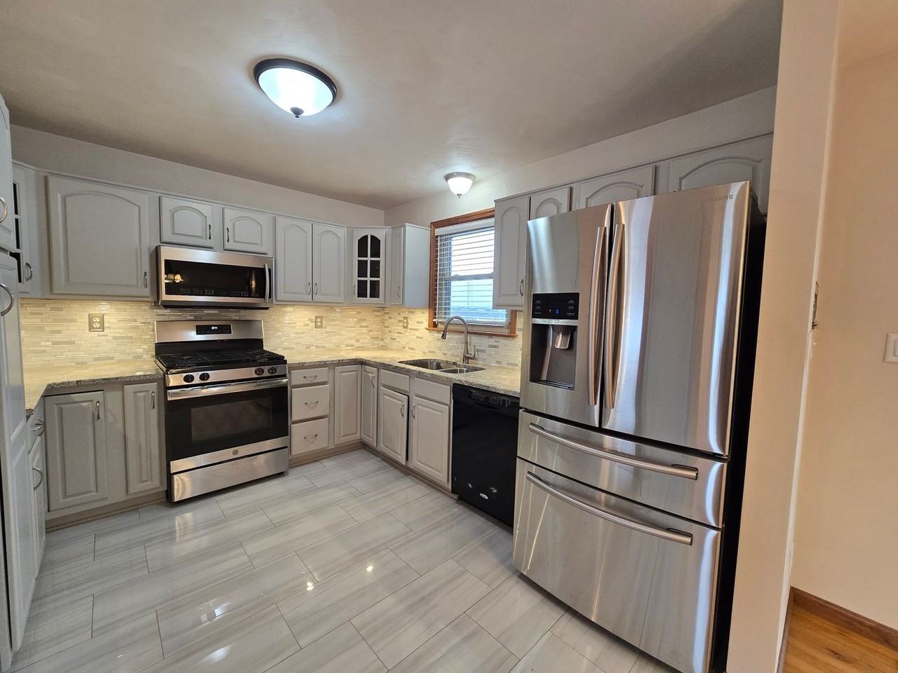 77 Rustic Ridge Drive - Photo 6 of 33