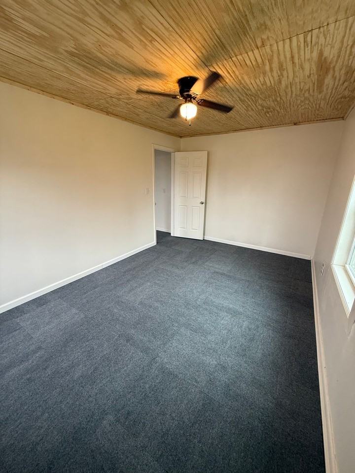 208 South Clark Avenue - Photo 5 of 7