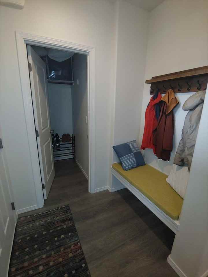 3842 Southwest Metolius Avenue - Photo 5 of 14