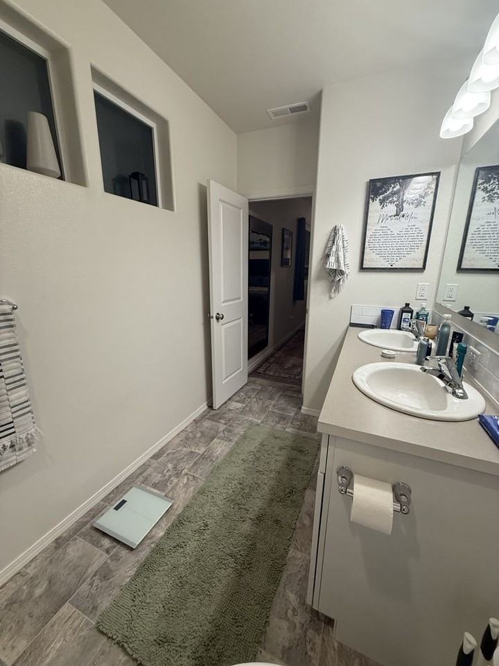 3842 Southwest Metolius Avenue - Photo 7 of 14