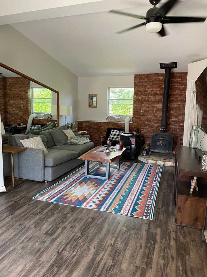 5205 Dover Street - Photo 3 of 11