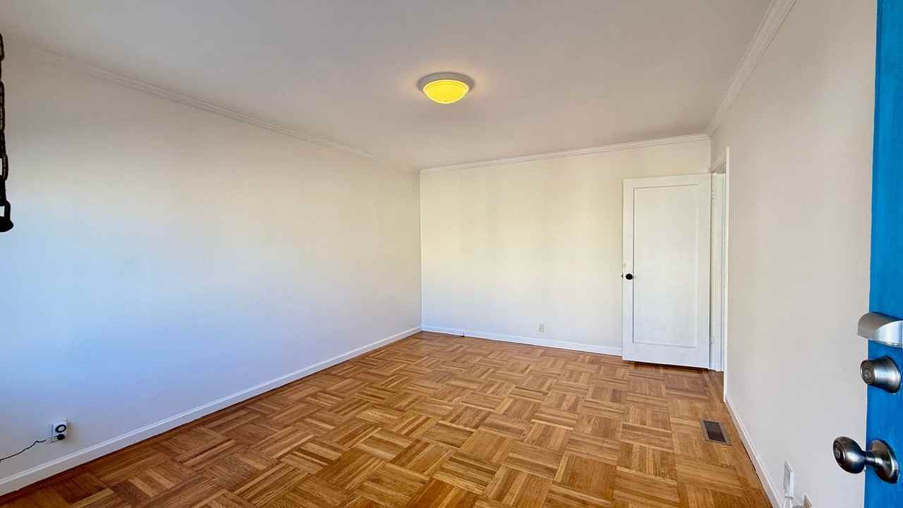 55 Apollo St - Photo 2 of 42