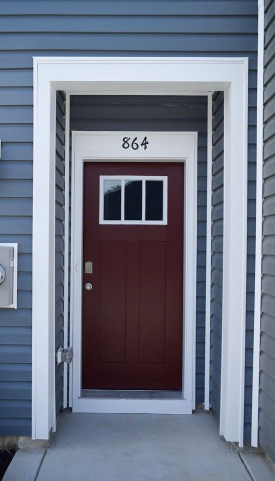 864 Mersey Ln - Photo 2 of 25