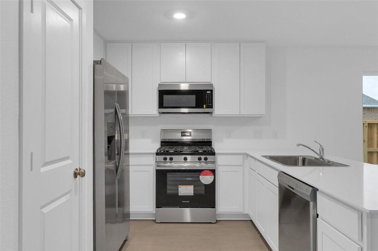 18031 Trepito Ave #0 - Photo 4 of 37