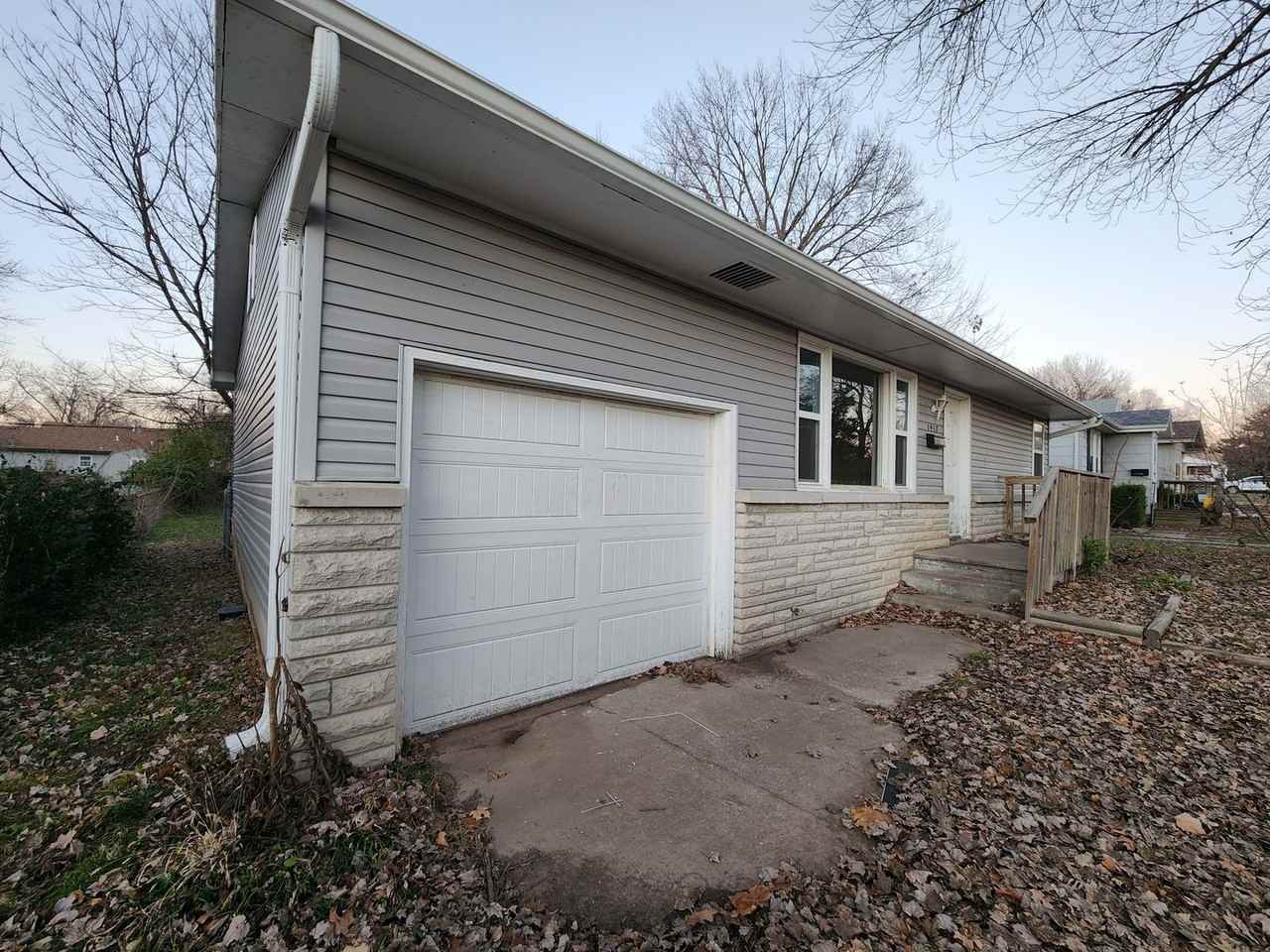 1417 East Lindberg Street