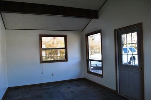 2490 Eagle Valley Rd - Photo 3 of 10