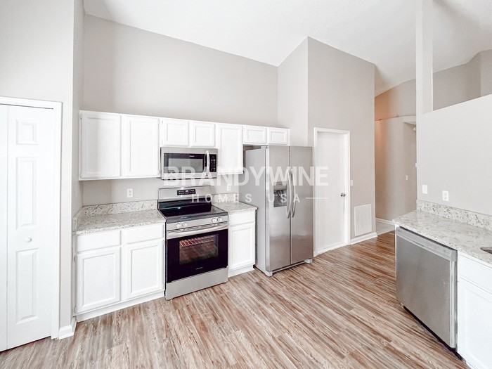 439 Moby Dick Dr N - Photo 7 of 23