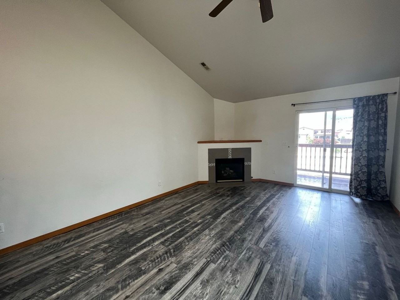 1078 Tierra Ln #202 - Photo 6 of 18