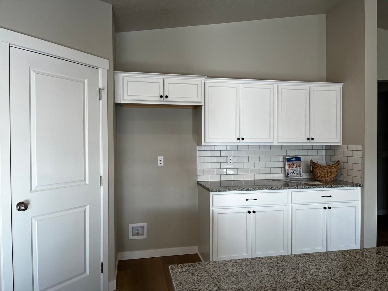 1625 Cashel St - Photo 6 of 25