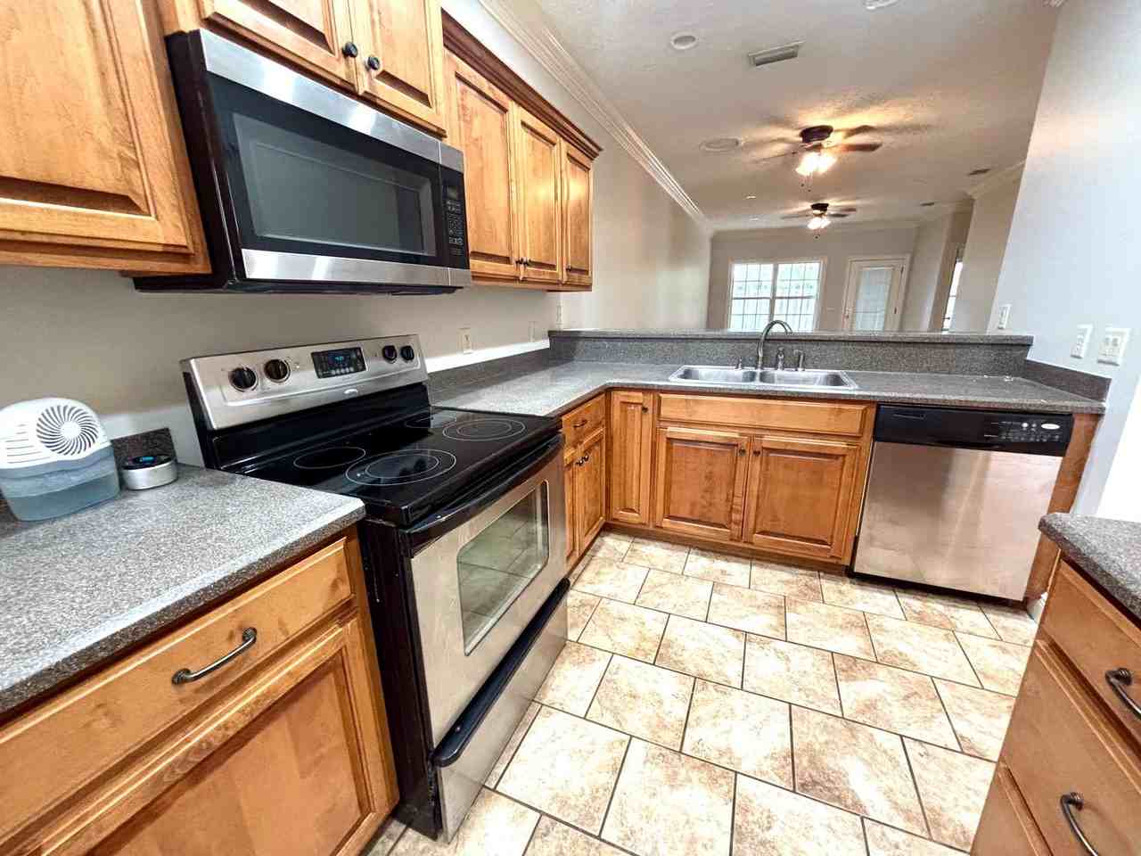 116 Gardenia Street - Photo 3 of 17