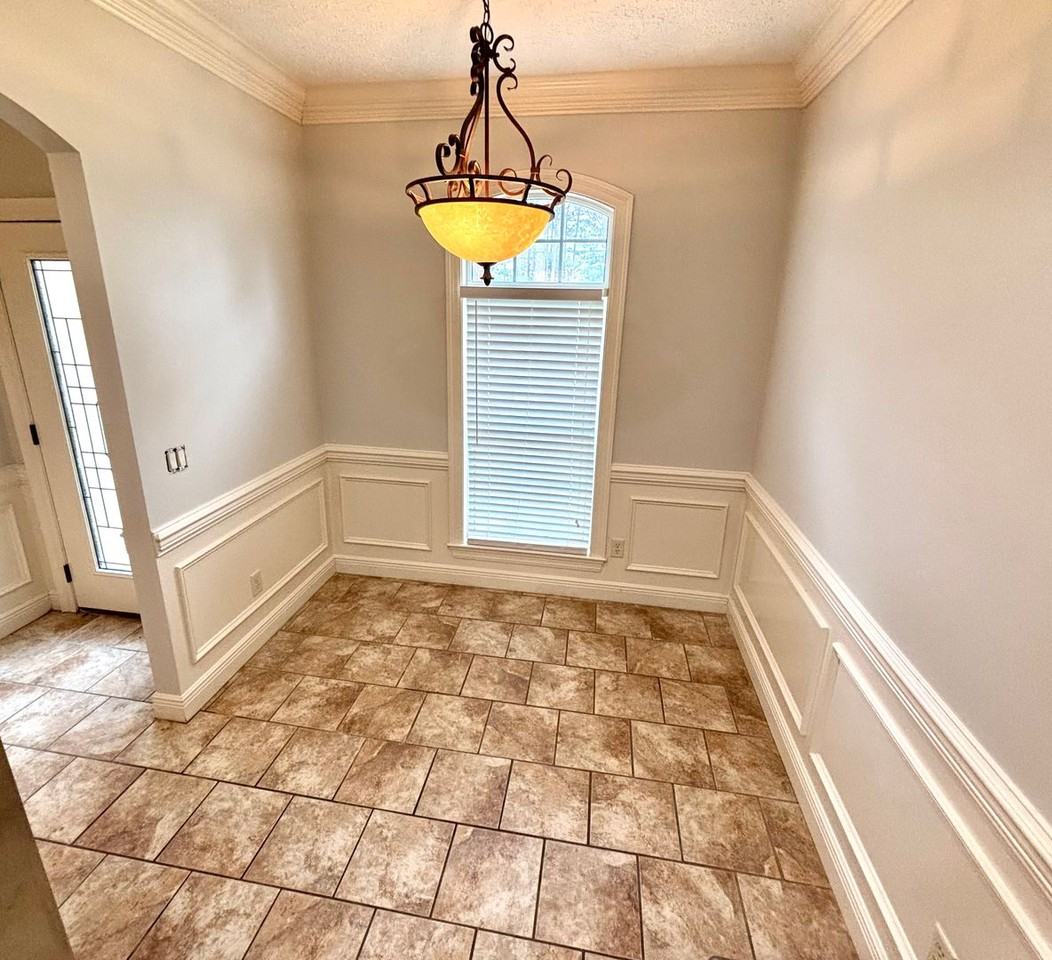 116 Gardenia Street - Photo 7 of 17