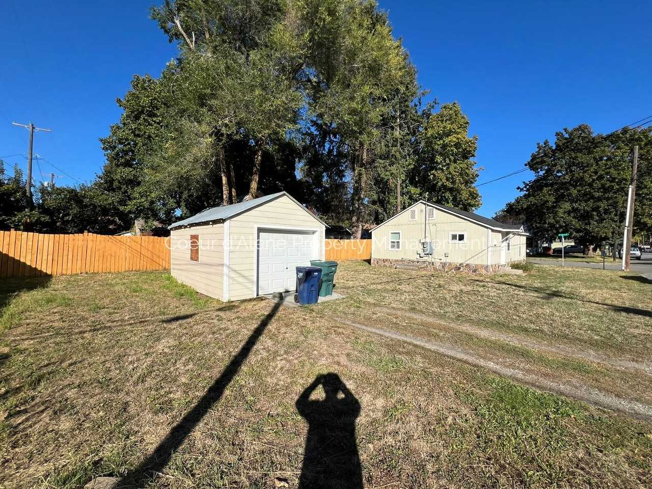 1403 N 2nd St - Photo 2 of 10