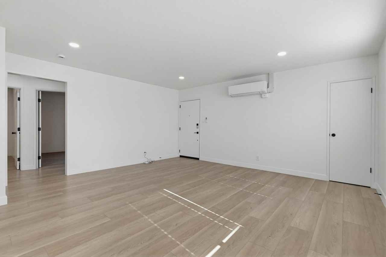 748 Newport Avenue - Photo 7 of 36