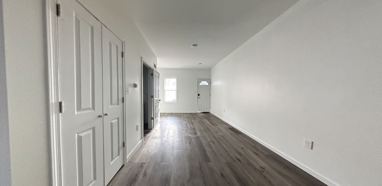 5513 Ludlow Street - Photo 5 of 19