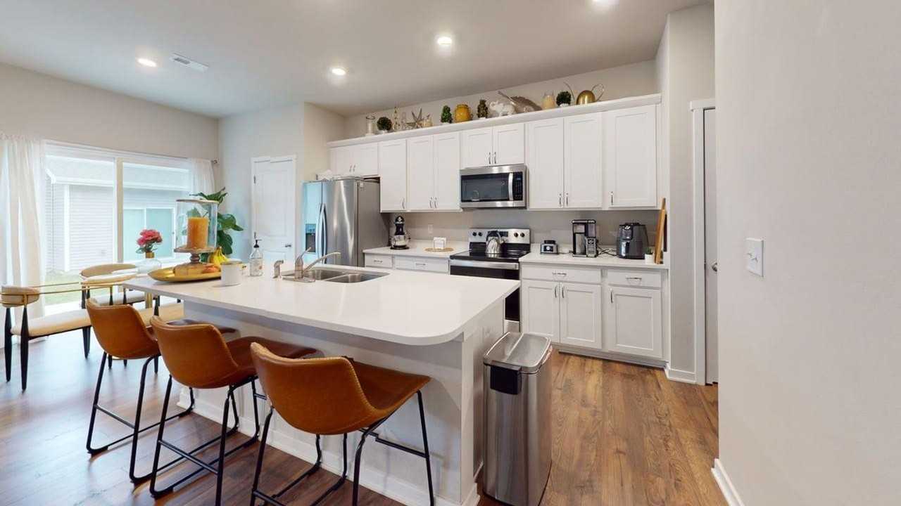 3210 Northwest Linwood Lane - Photo 2 of 14