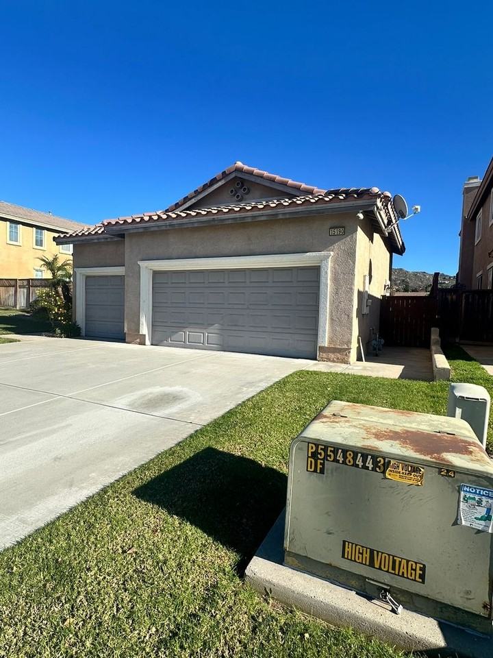 15190 Legendary Drive - Photo 2 of 35