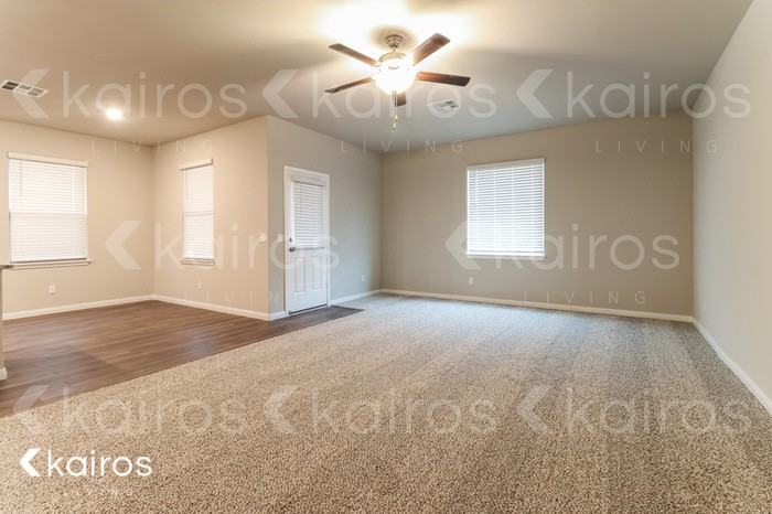 913 Nw 4th St - Photo 4 of 16