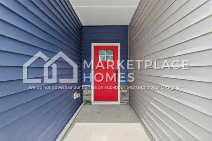 1132 Alston Ridge Ct - Photo 4 of 50