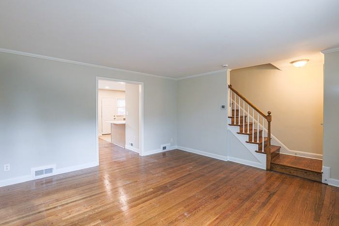 1500 Pentwood Road - Photo 5 of 39