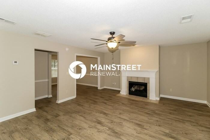 5368 Milton Ridge Dr - Photo 4 of 19