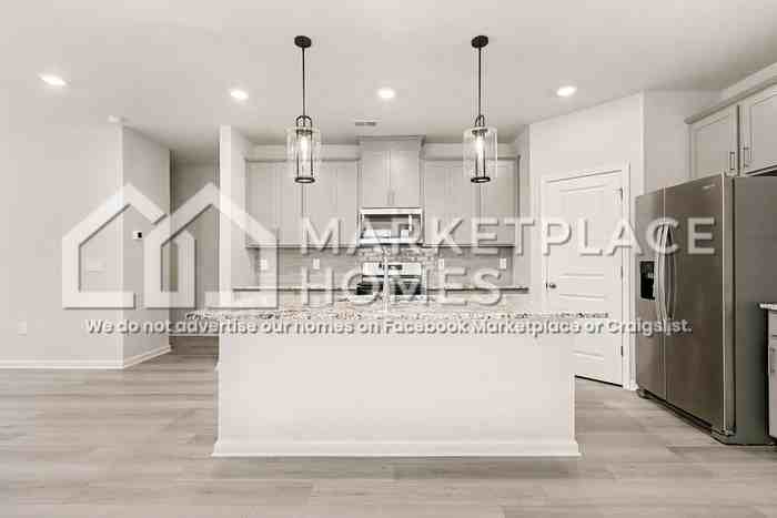 Avalon Pkwy - Photo 6 of 33