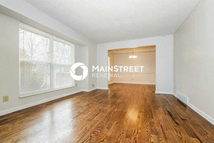 7916 Bradshaw St - Photo 2 of 19