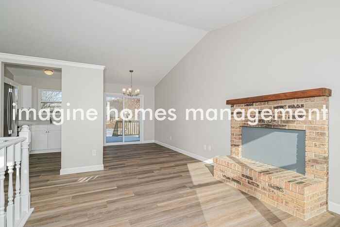 517 Merribrook Ln - Photo 7 of 24