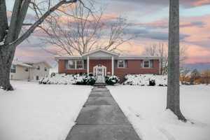 featured image of 6809 North Kimberly Drive