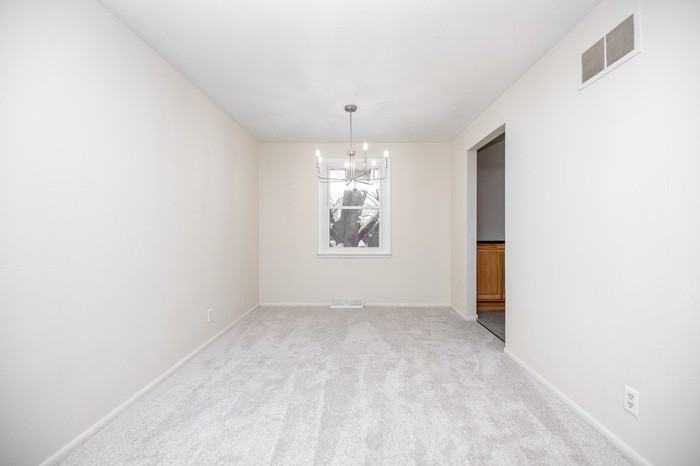 6809 North Kimberly Drive - Photo 6 of 32