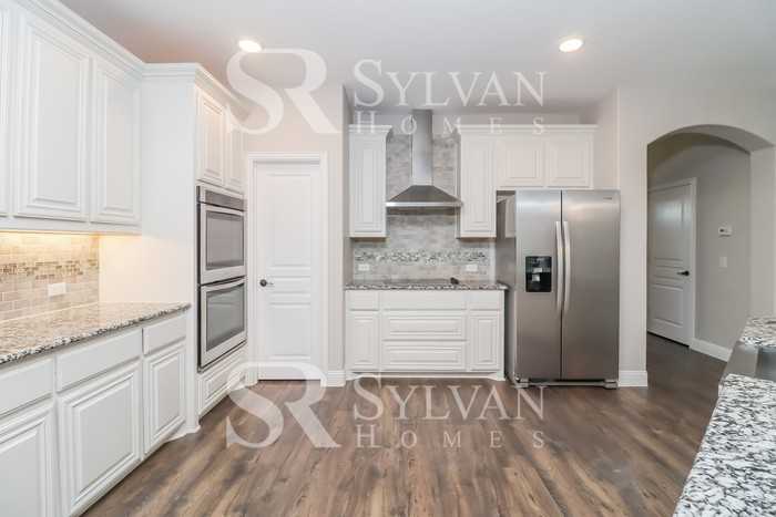 600 Yucca Ct - Photo 6 of 15